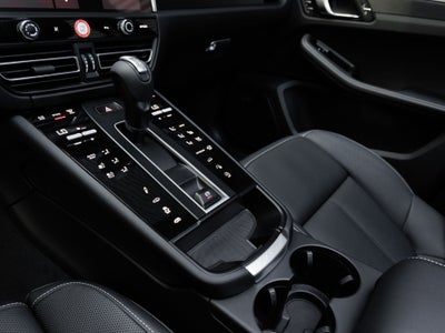 2026 Porsche Macan Macan GTS