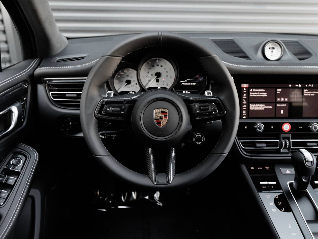 2026 Porsche Macan Macan GTS