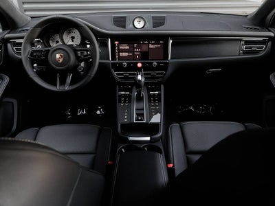 2026 Porsche Macan Macan GTS