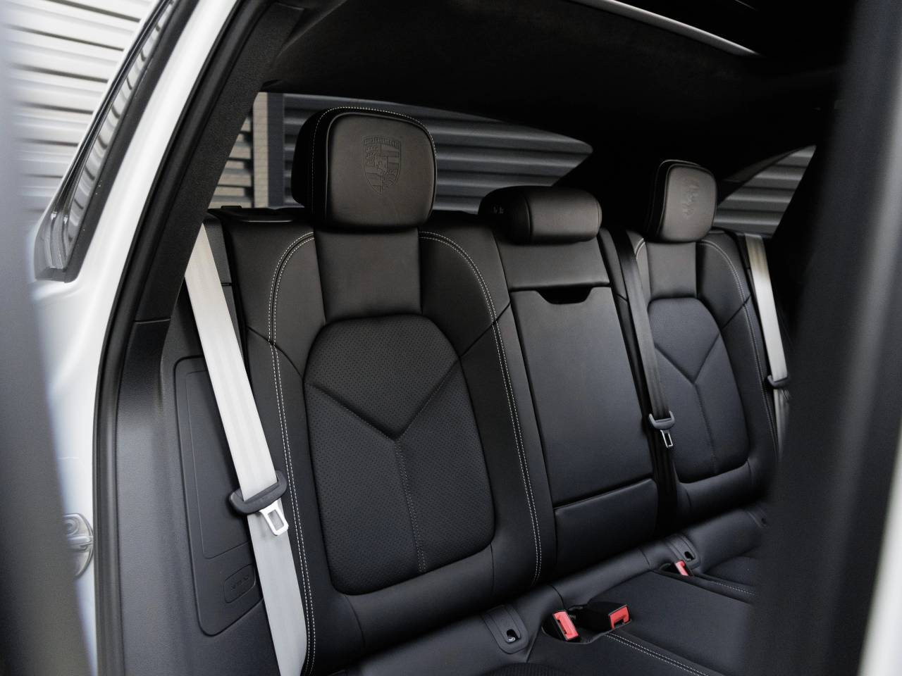 2026 Porsche Macan Macan GTS