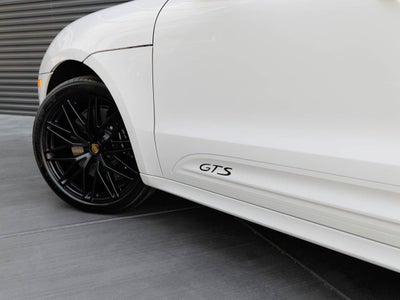 2026 Porsche Macan Macan GTS
