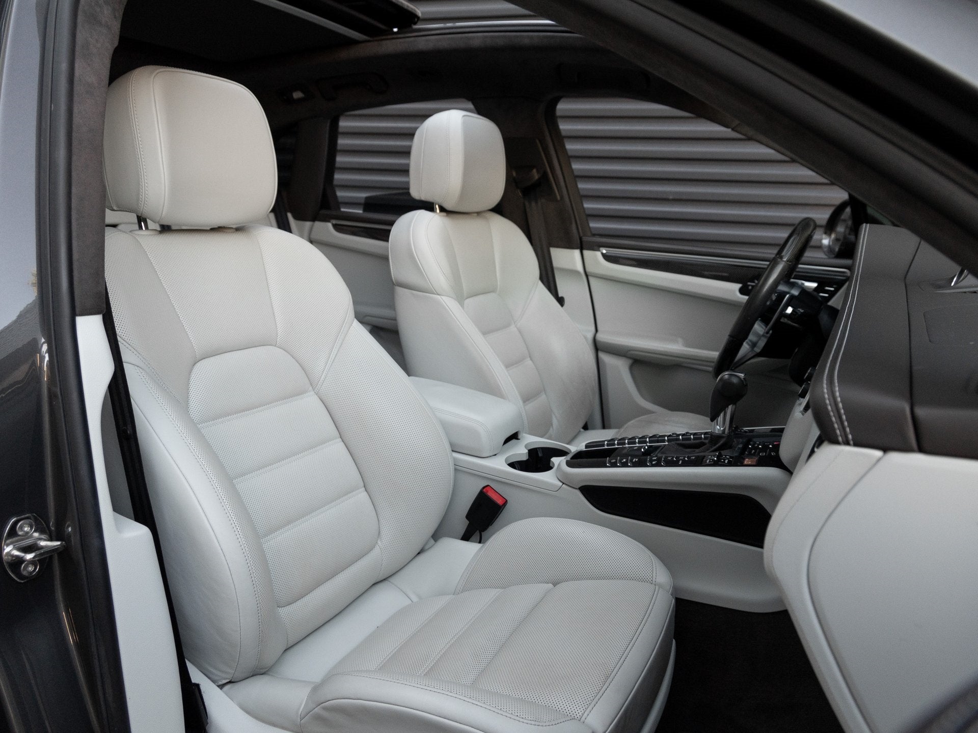 2017 Porsche Macan Macan Turbo