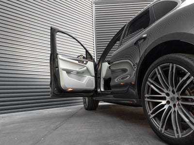 2017 Porsche Macan Macan Turbo