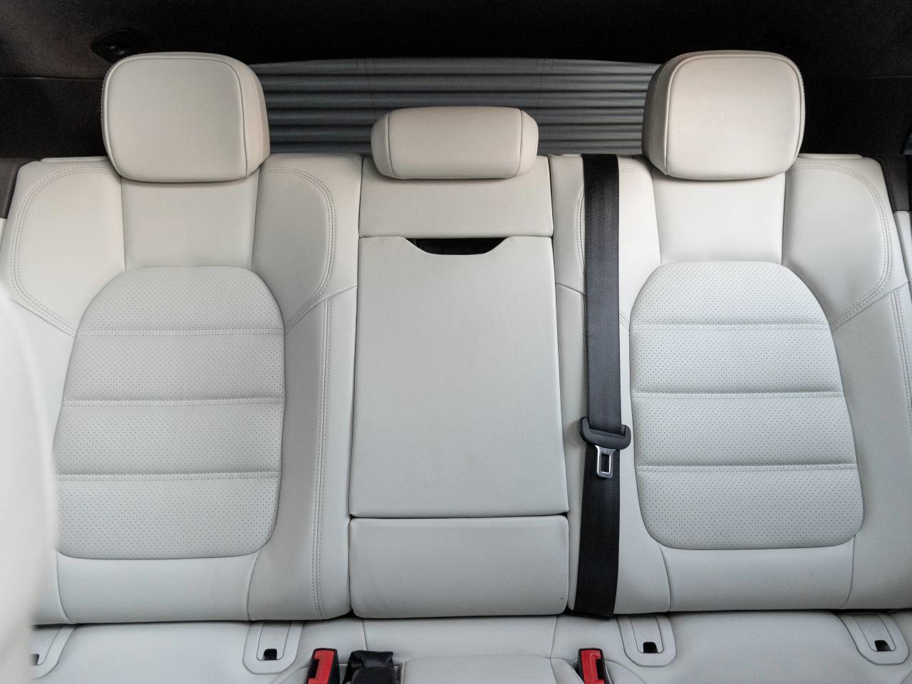 2017 Porsche Macan Macan Turbo