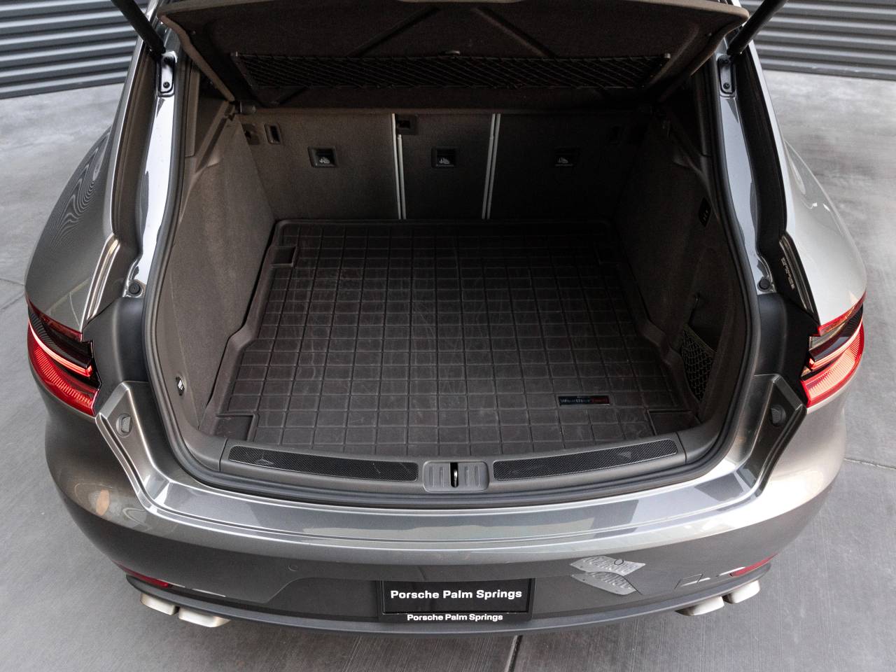 2017 Porsche Macan Macan Turbo