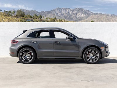 2017 Porsche Macan Macan Turbo
