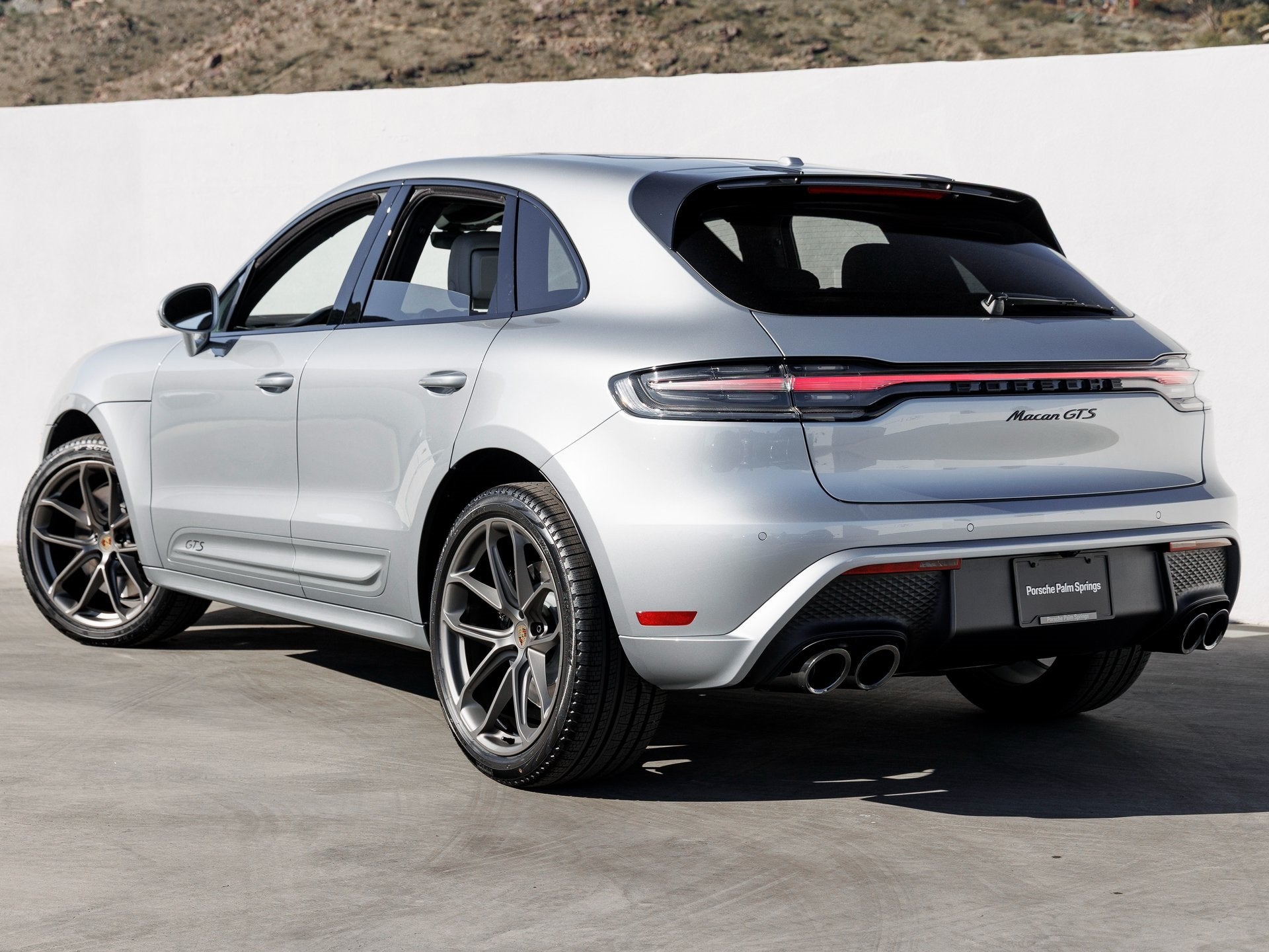 2026 Porsche Macan Macan GTS