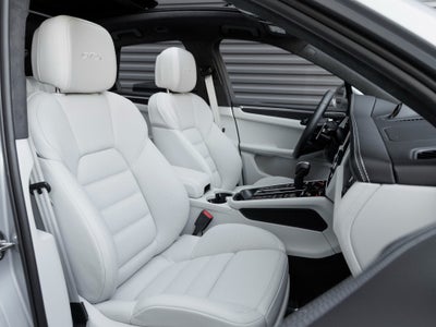 2026 Porsche Macan Macan GTS