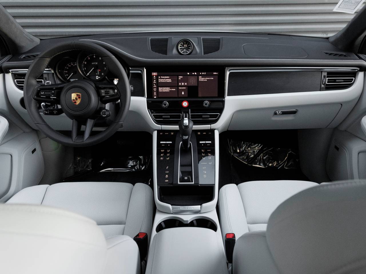 2026 Porsche Macan Macan GTS