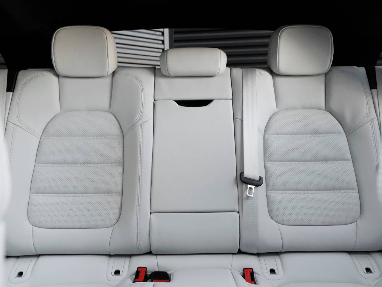 2026 Porsche Macan Macan GTS