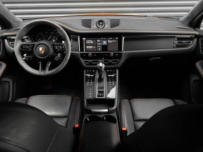 2024 Porsche Macan Macan GTS (MY24)