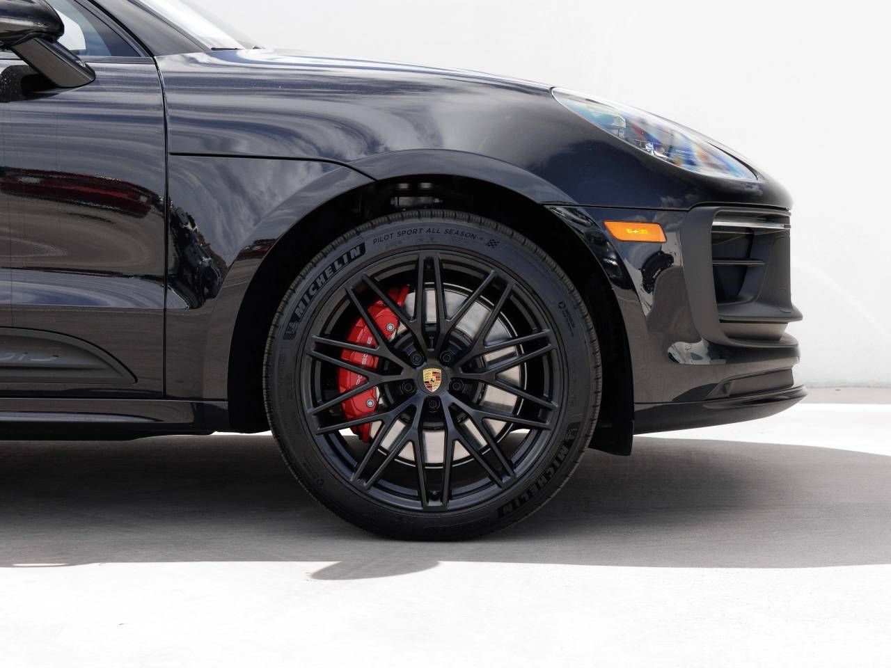 2026 Porsche Macan Macan GTS