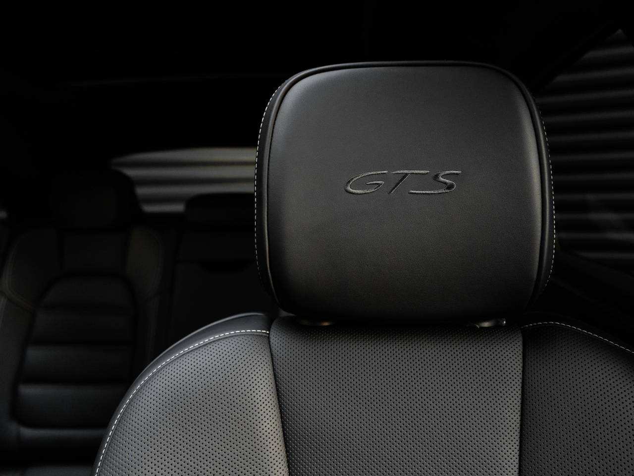 2026 Porsche Macan Macan GTS