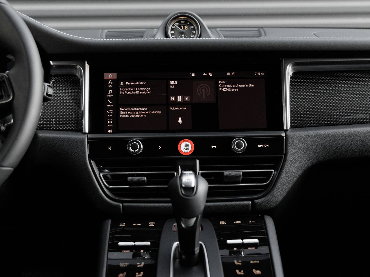 2026 Porsche Macan Macan GTS
