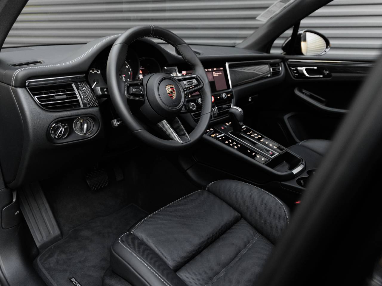 2026 Porsche Macan Macan GTS