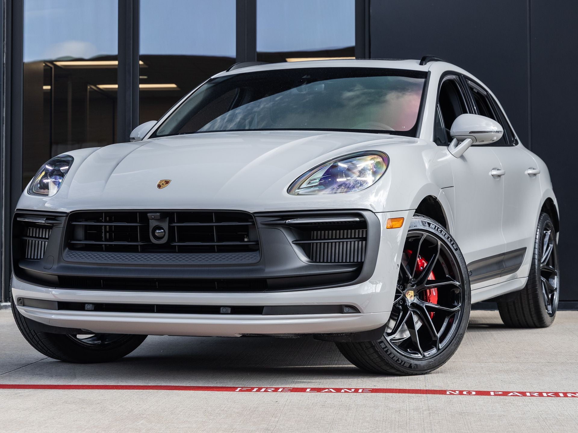 2026 Porsche Macan GTS