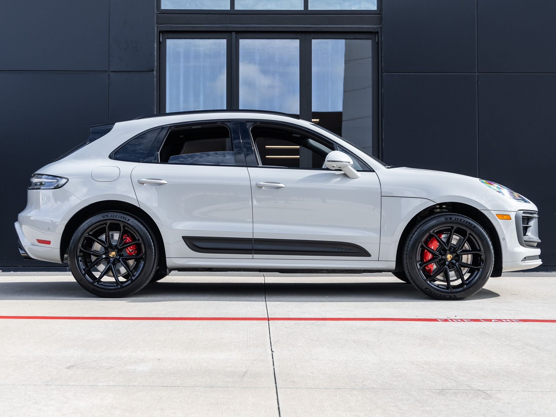 2026 Porsche Macan GTS