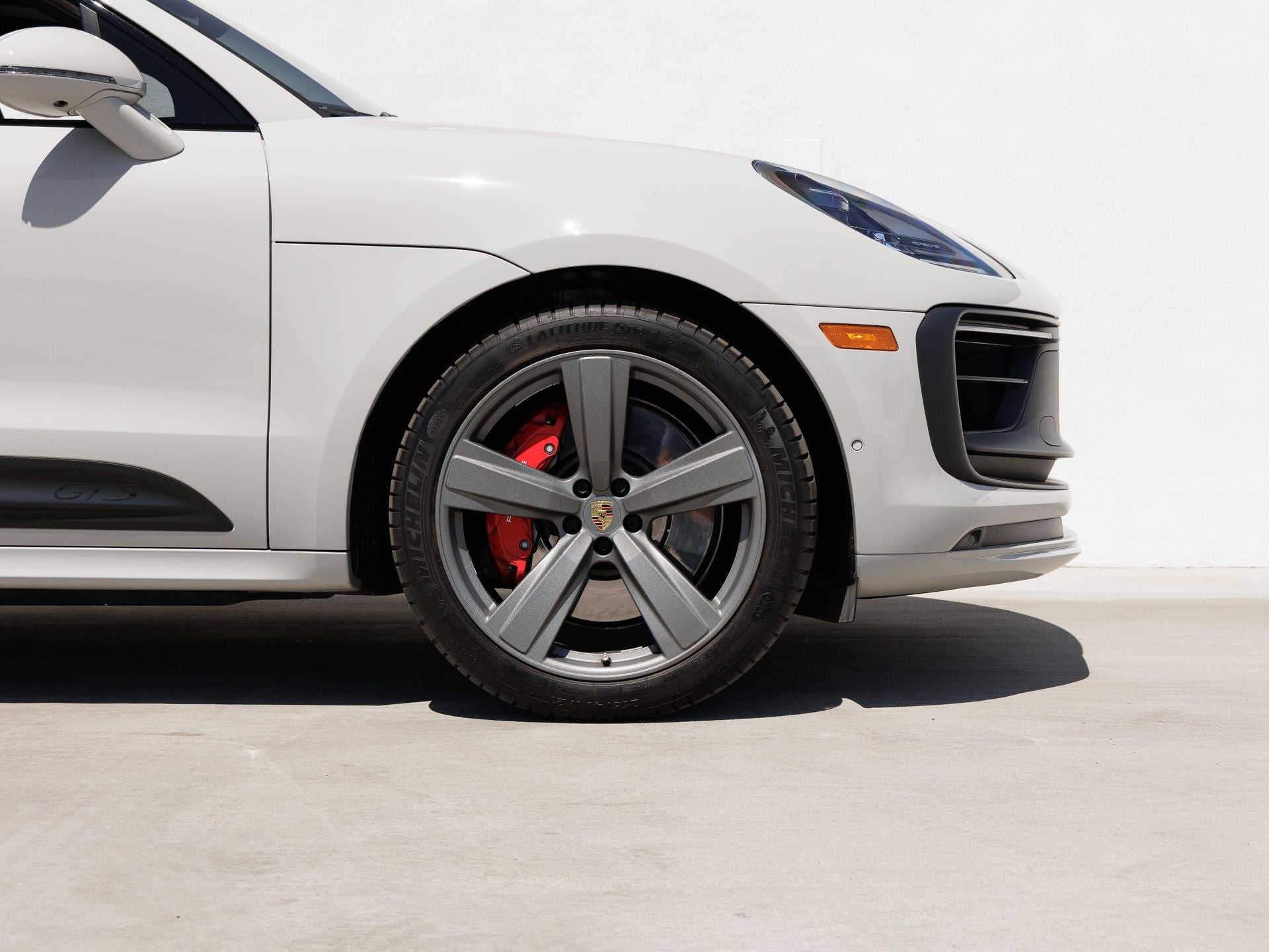 2022 Porsche Macan Macan GTS