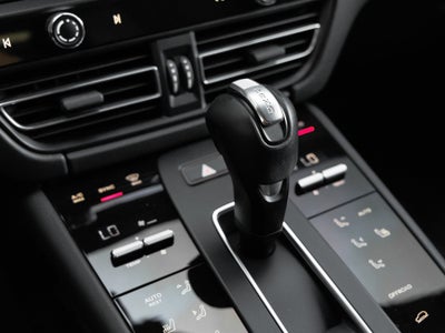 2022 Porsche Macan Macan GTS