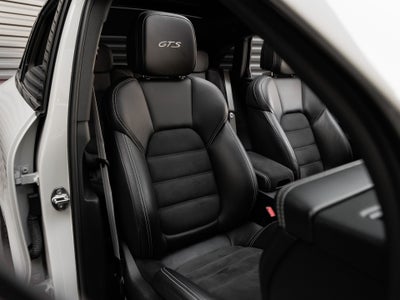 2022 Porsche Macan Macan GTS