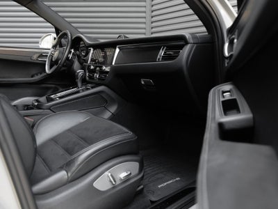 2022 Porsche Macan Macan GTS