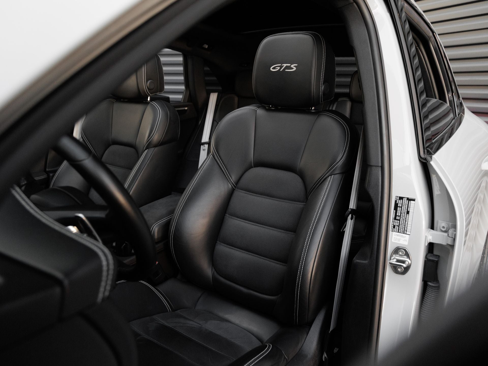 2022 Porsche Macan Macan GTS