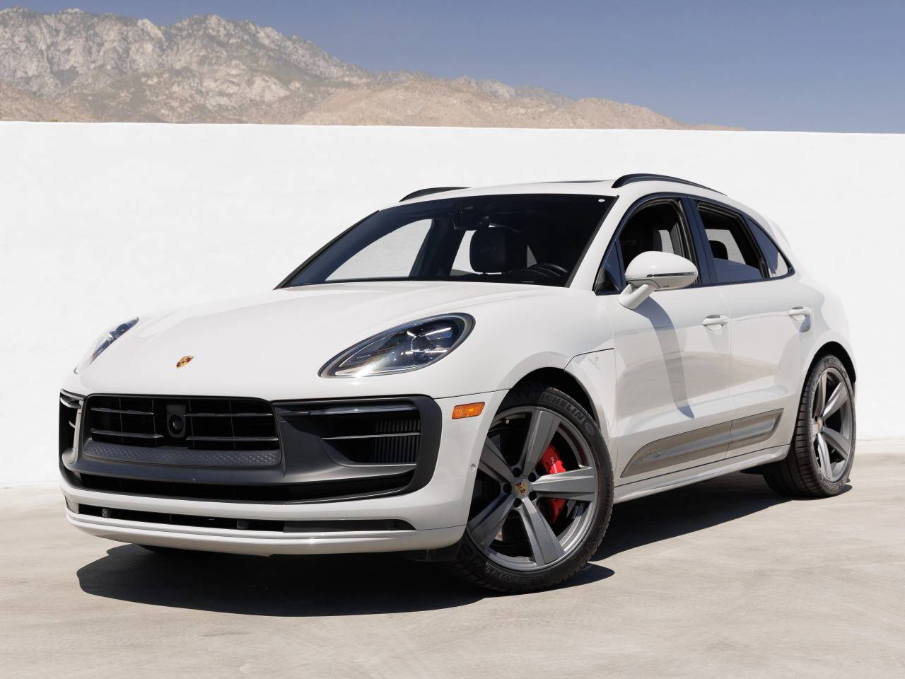 2022 Porsche Macan Macan GTS