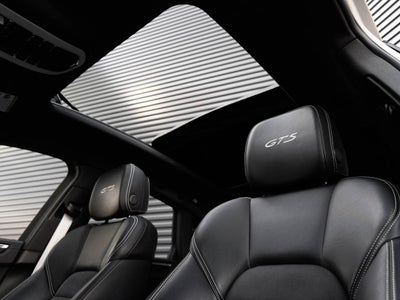 2022 Porsche Macan Macan GTS