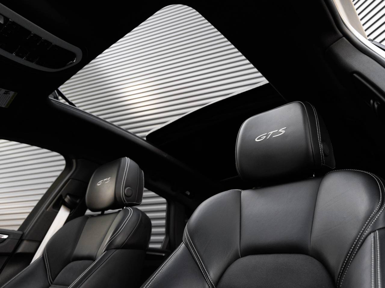 2022 Porsche Macan Macan GTS
