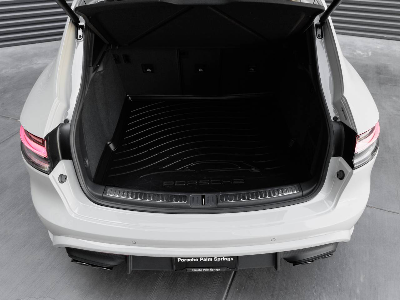 2022 Porsche Macan Macan GTS