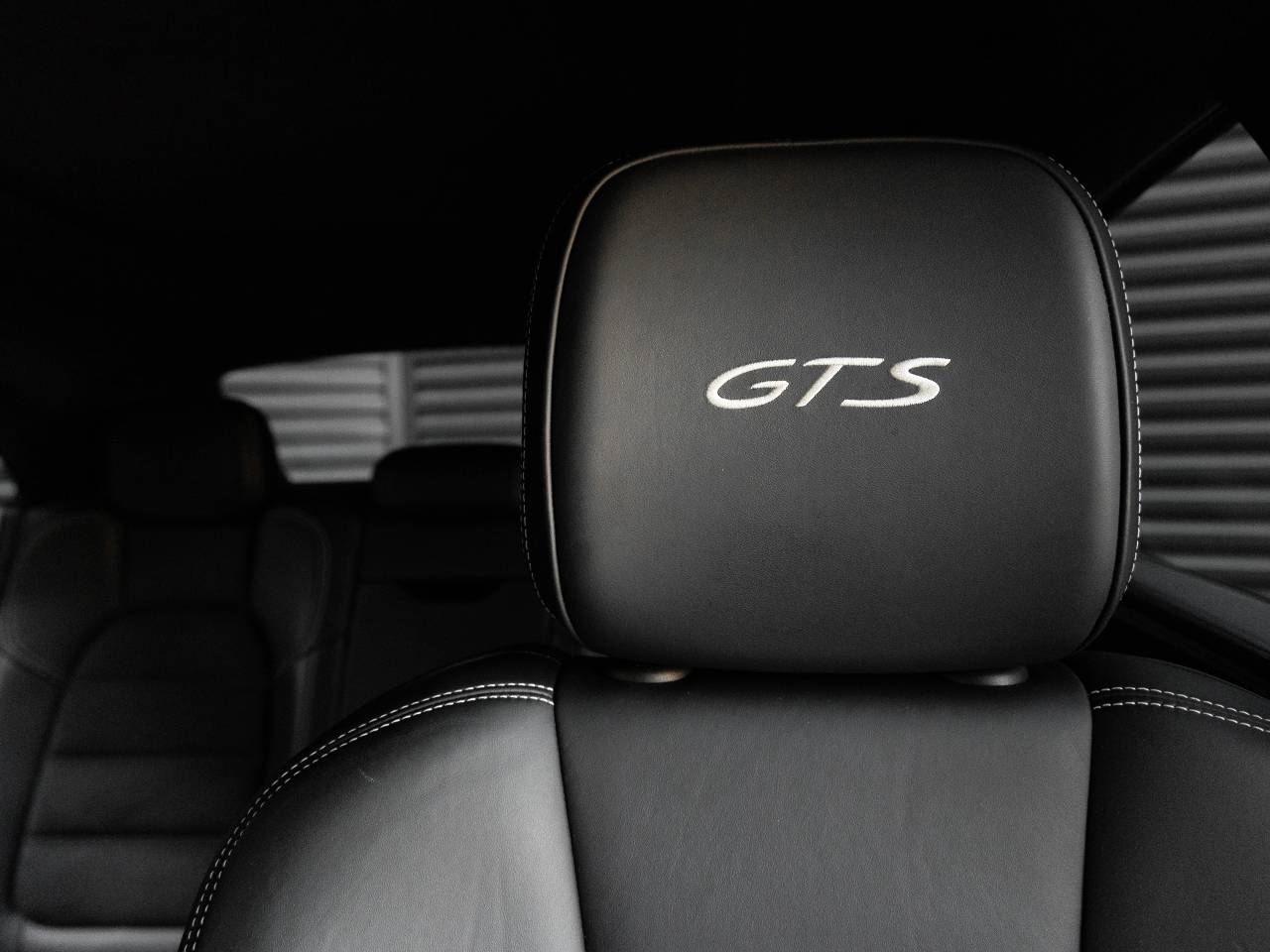 2022 Porsche Macan Macan GTS