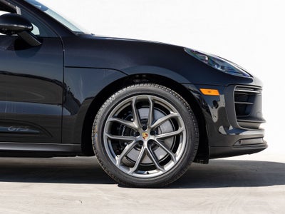 2026 Porsche Macan Macan GTS