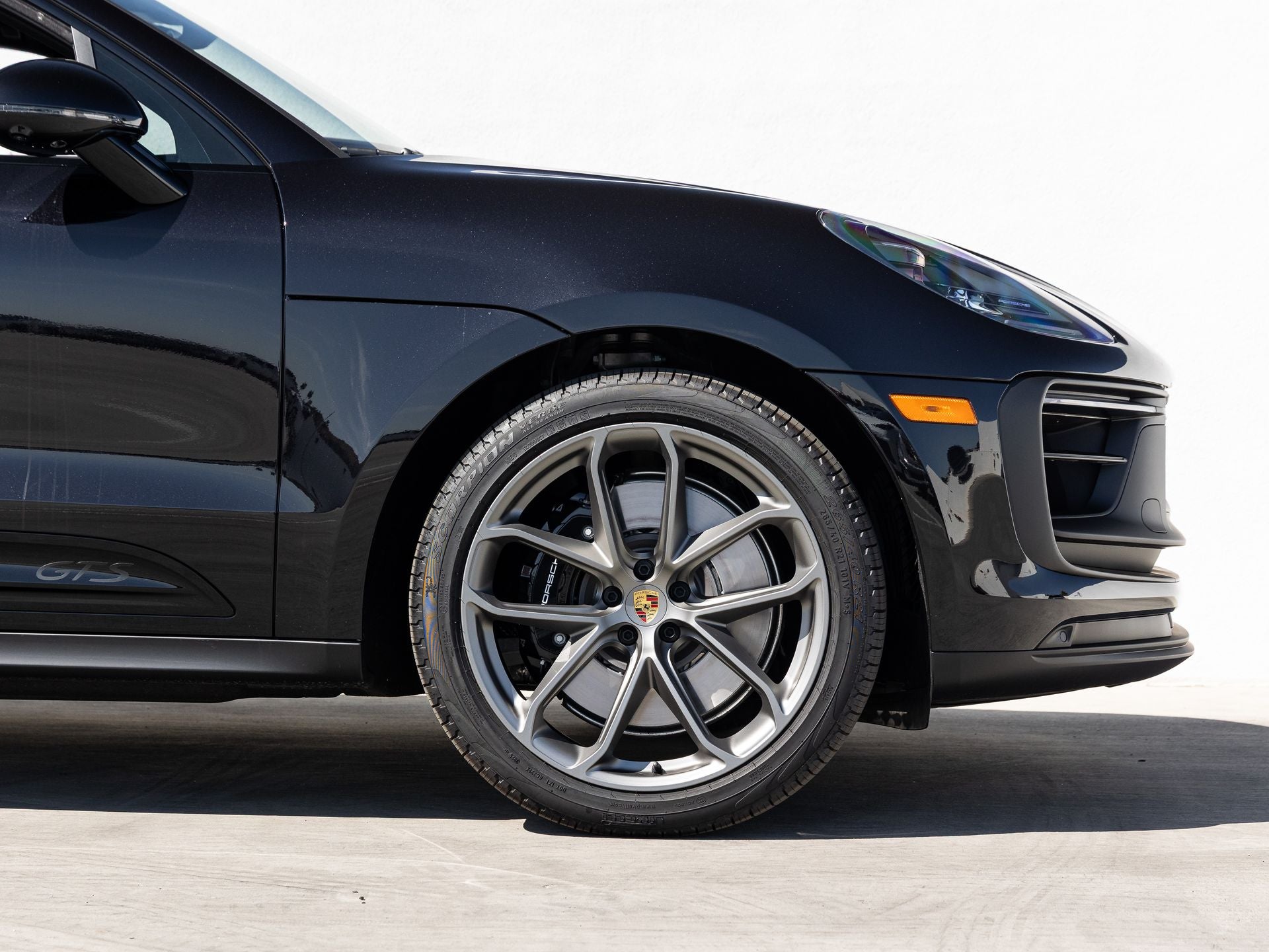 2026 Porsche Macan Macan GTS