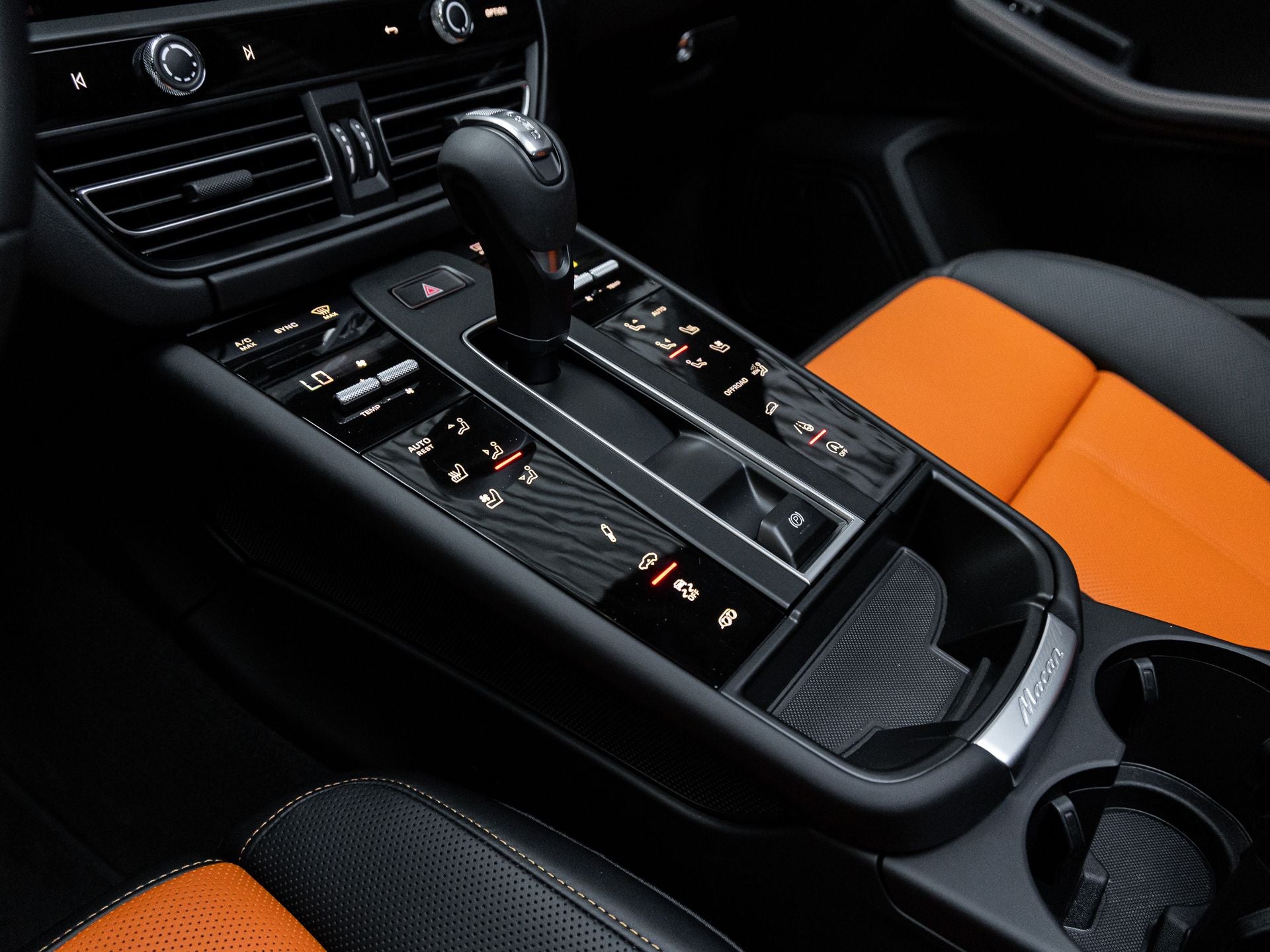 2026 Porsche Macan Macan GTS