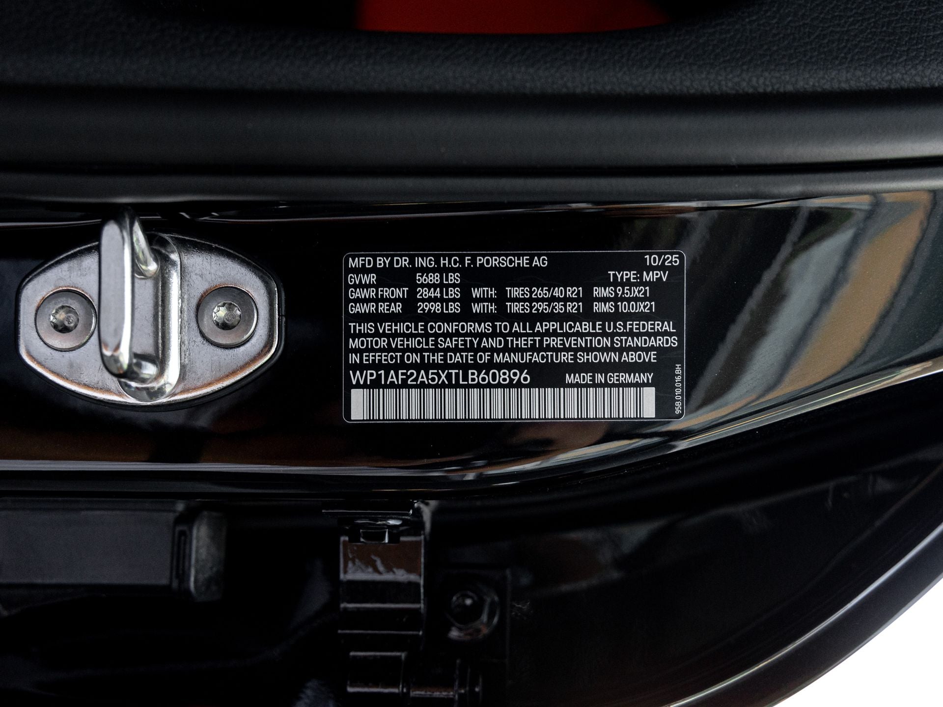 2026 Porsche Macan Macan GTS