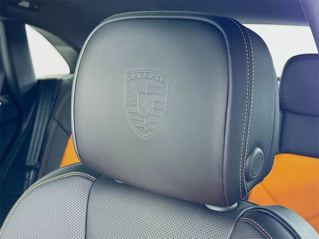 2026 Porsche Macan Macan GTS