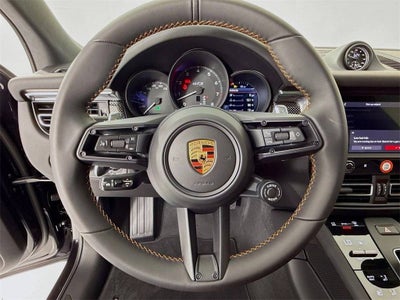 2026 Porsche Macan Macan GTS