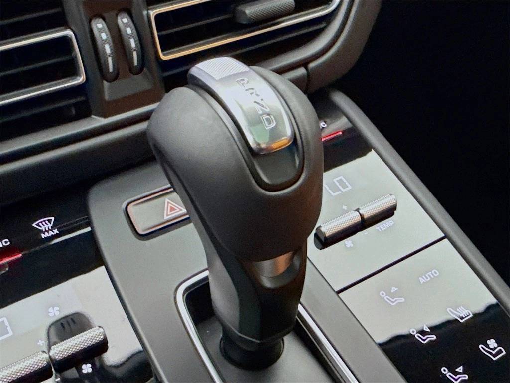 2026 Porsche Macan Macan GTS