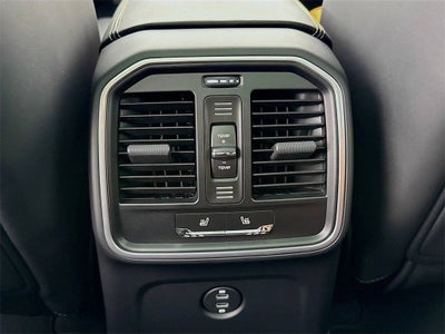 2026 Porsche Macan Macan GTS