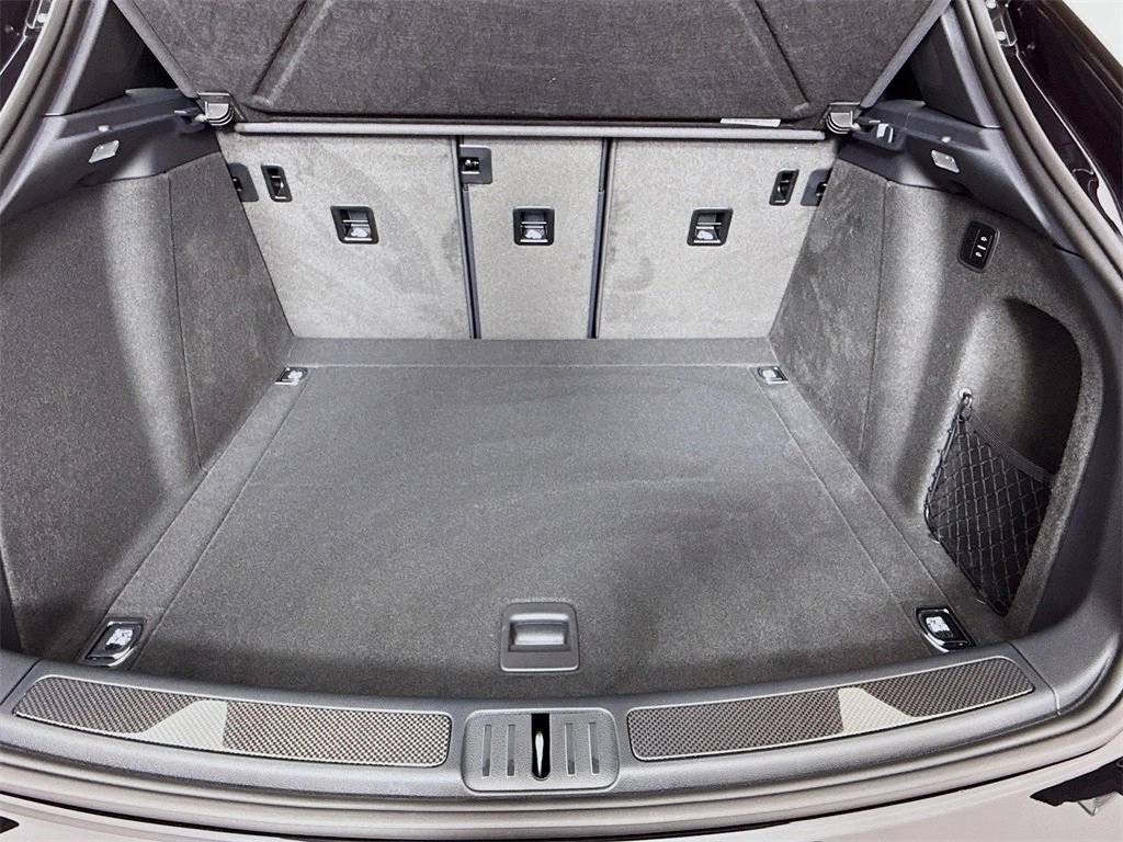 2026 Porsche Macan Macan GTS