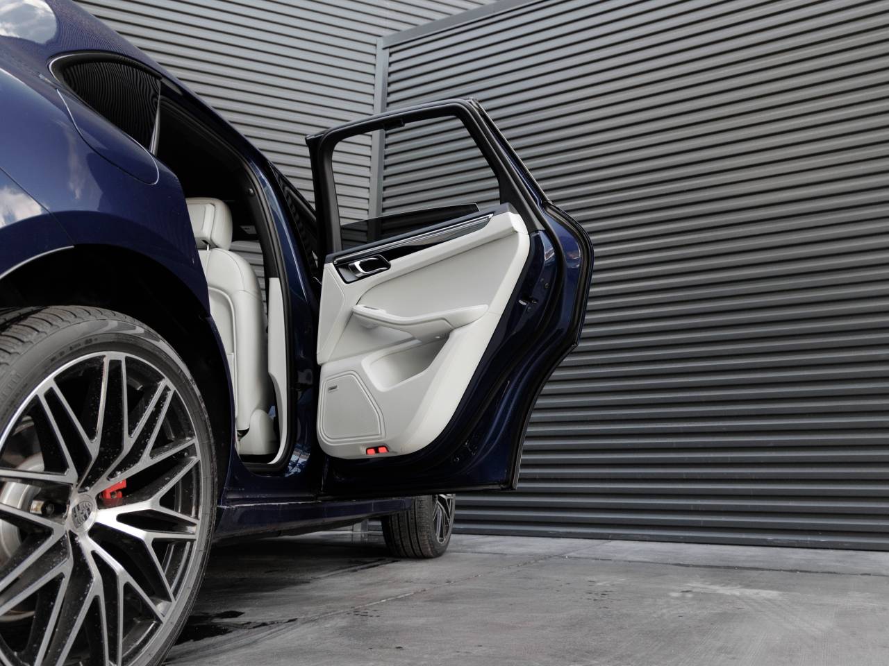 2026 Porsche Macan Macan S