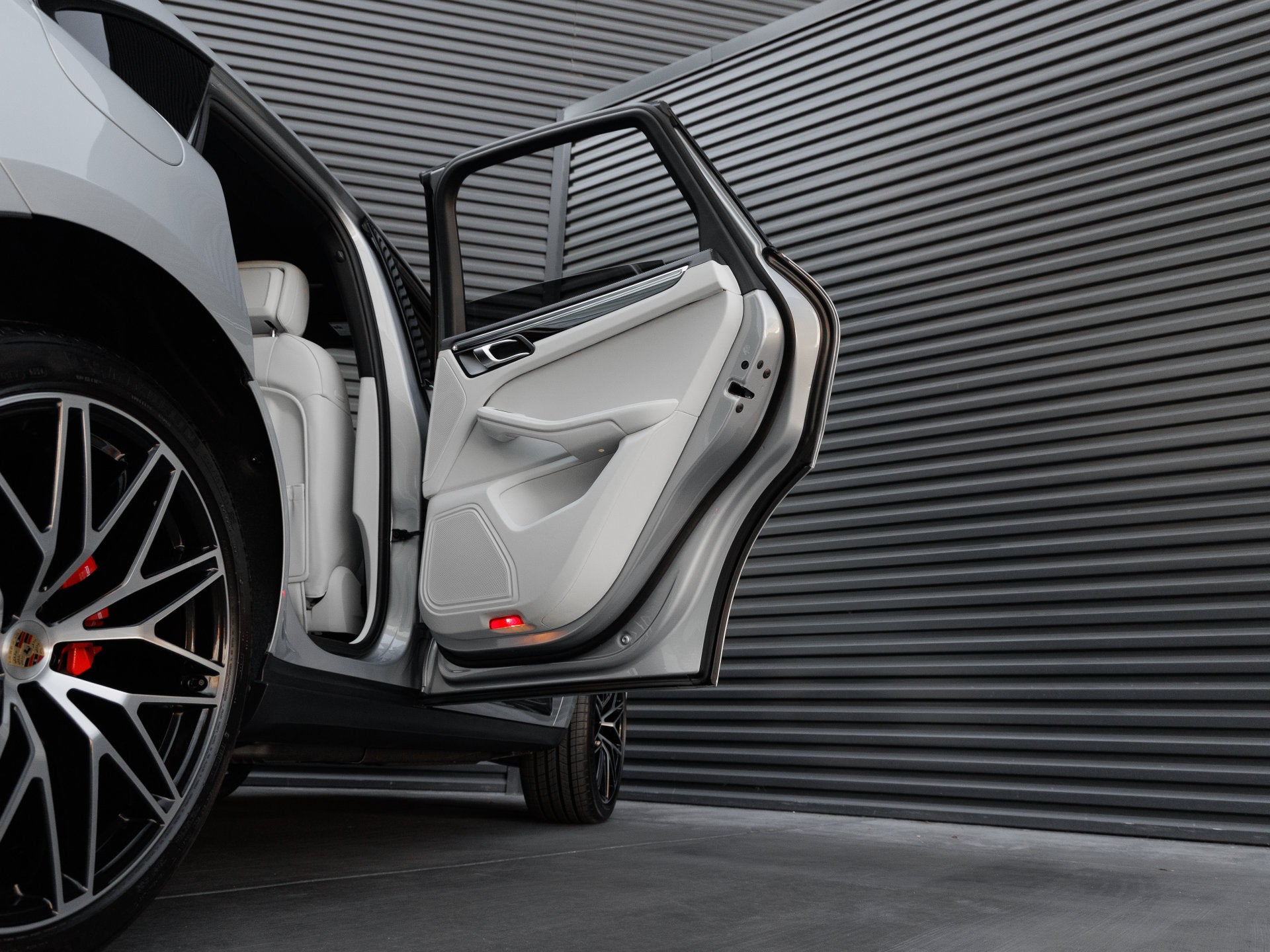 2026 Porsche Macan Macan S