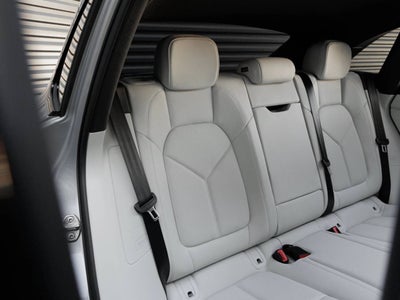 2026 Porsche Macan Macan S