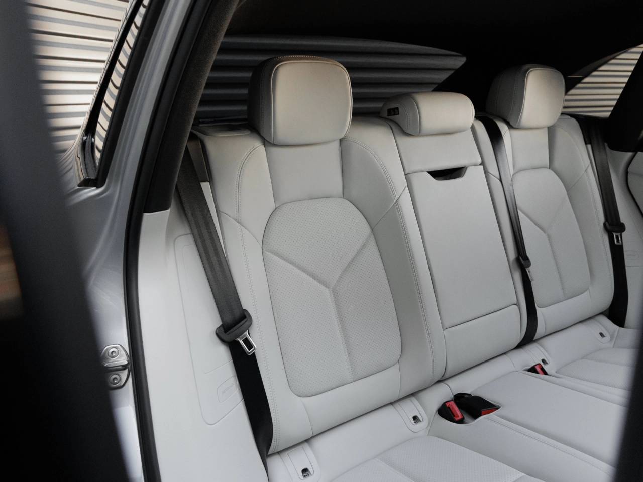 2026 Porsche Macan Macan S