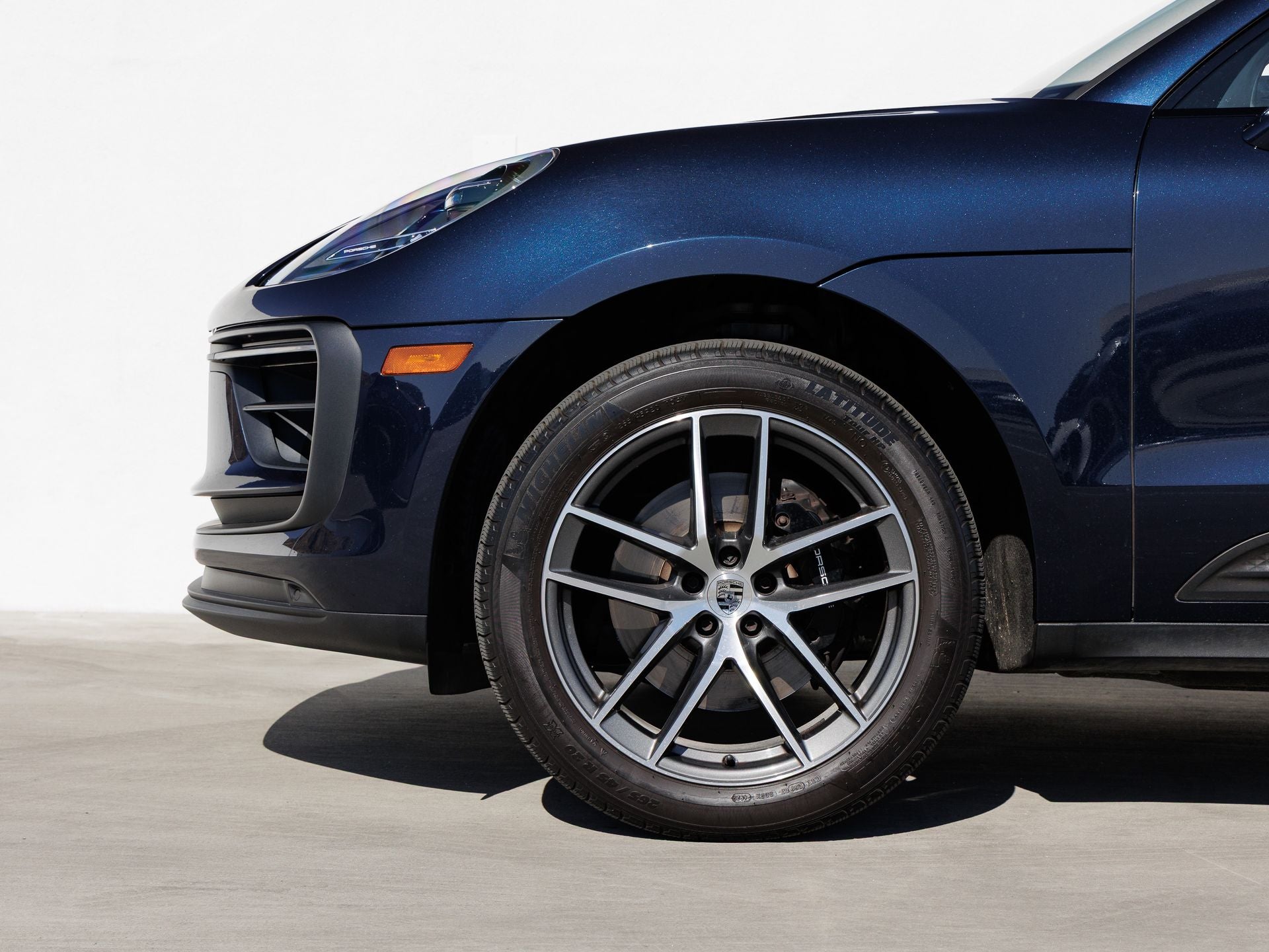 2023 Porsche Macan S