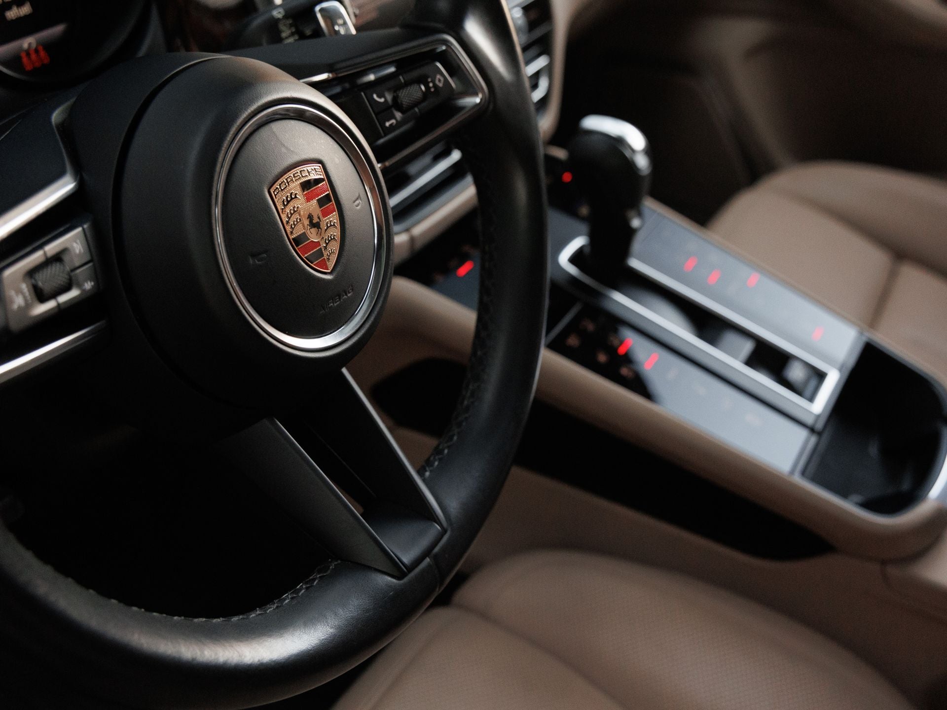 2023 Porsche Macan S