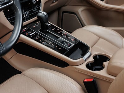 2023 Porsche Macan S