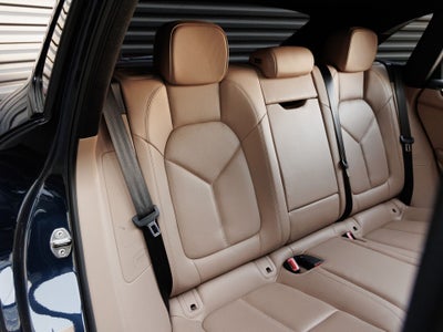2023 Porsche Macan S