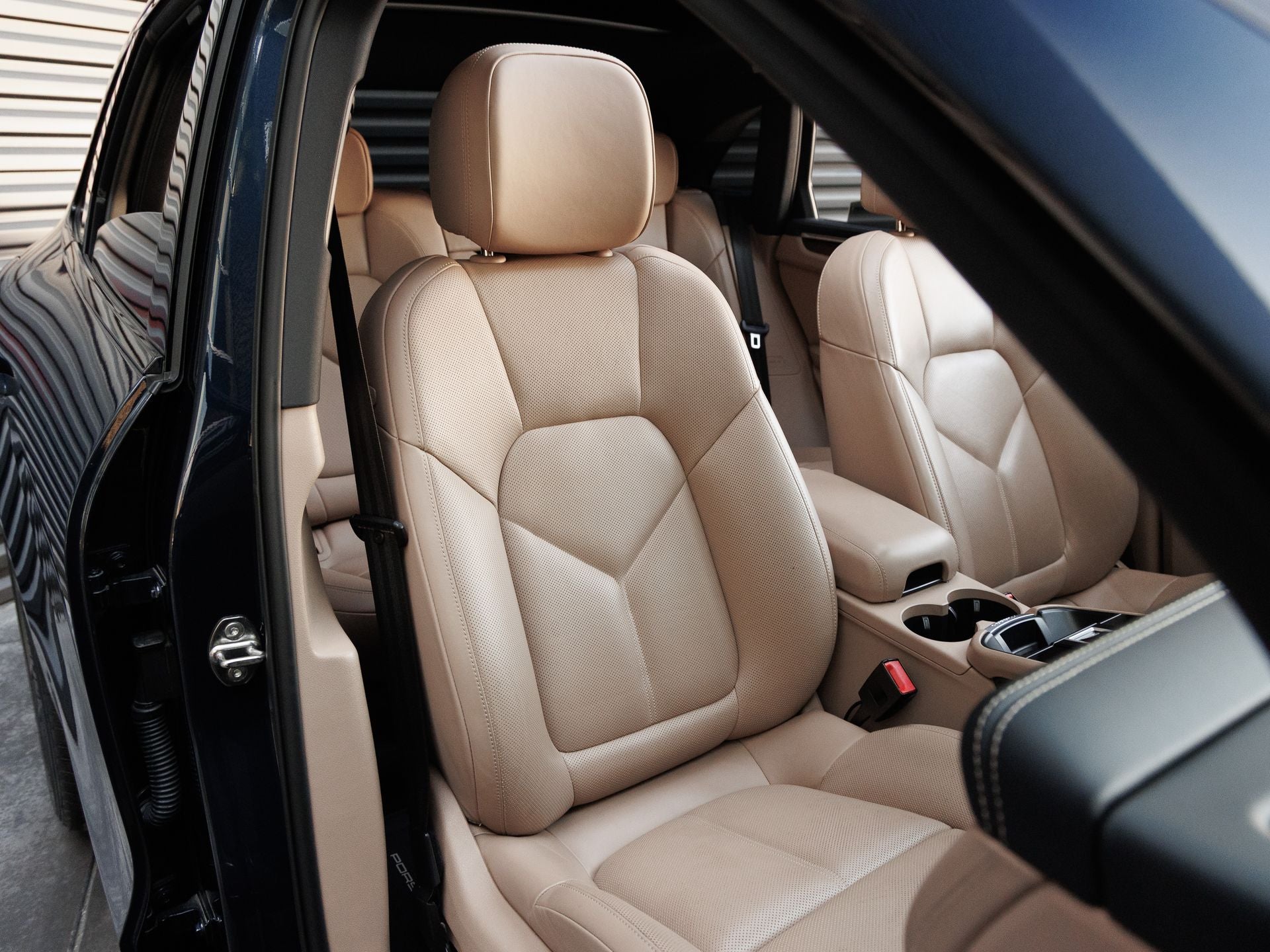 2023 Porsche Macan S
