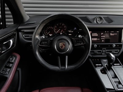 2023 Porsche Macan Macan S